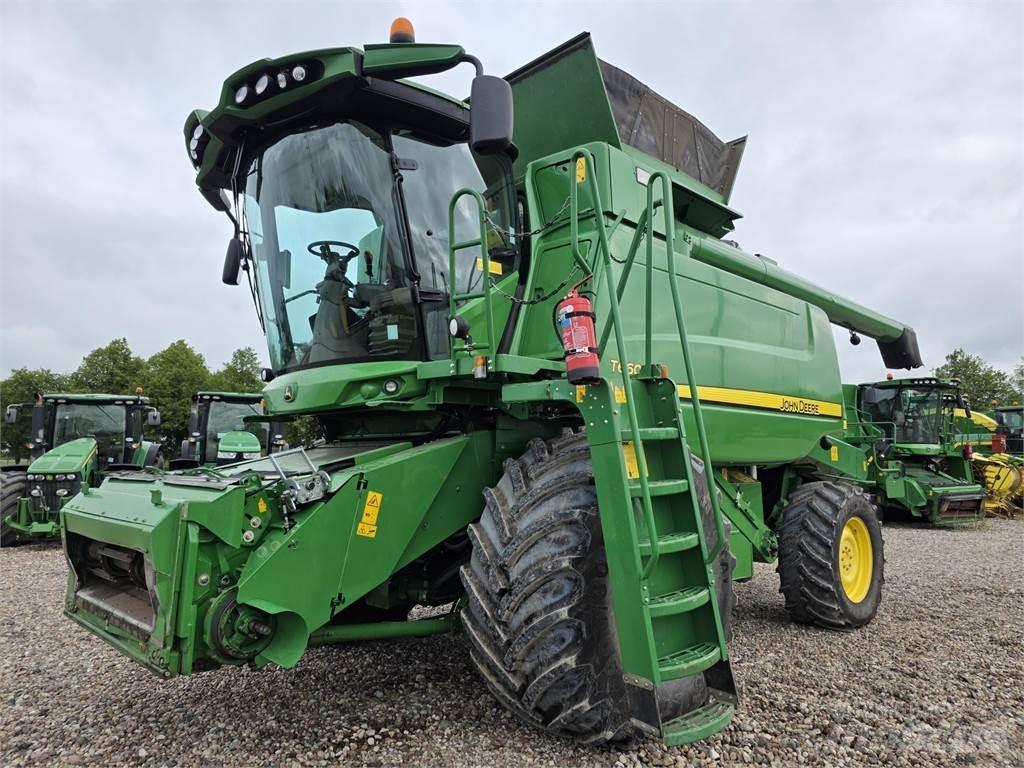 John Deere T660 聯合收穫機