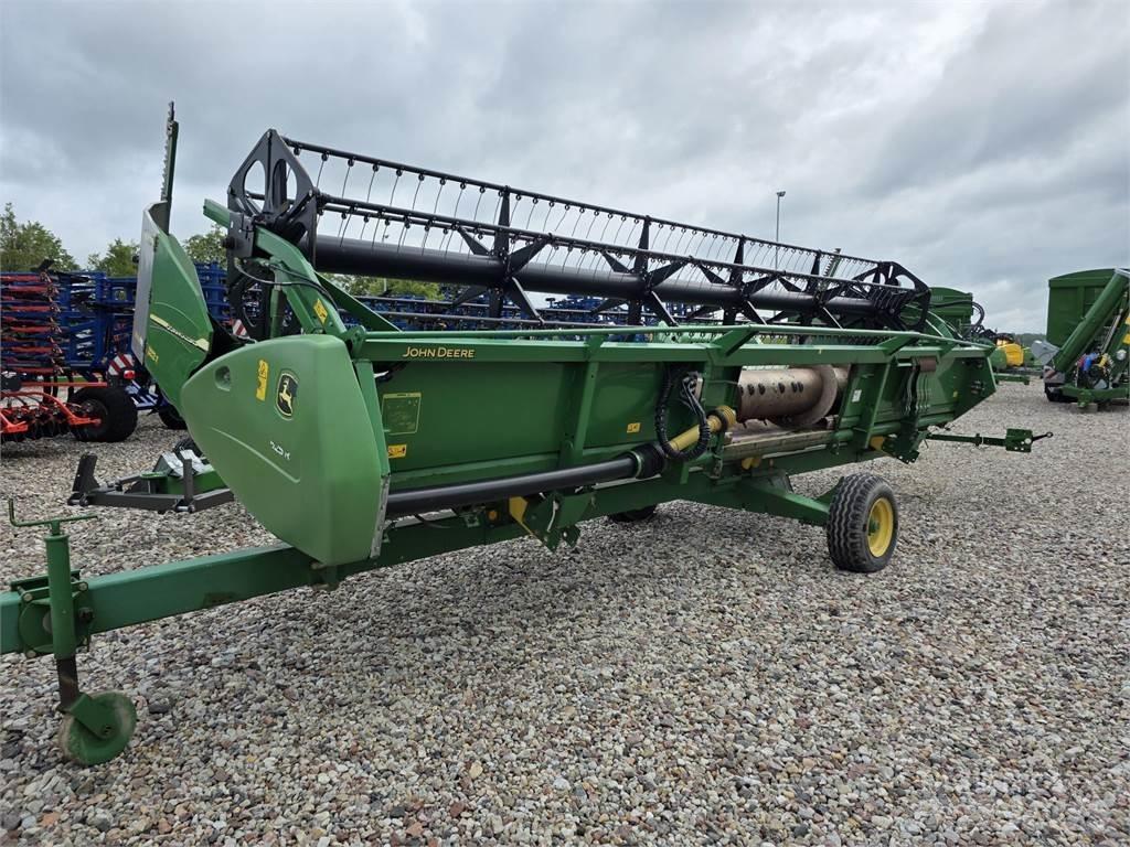 John Deere T660 聯合收穫機