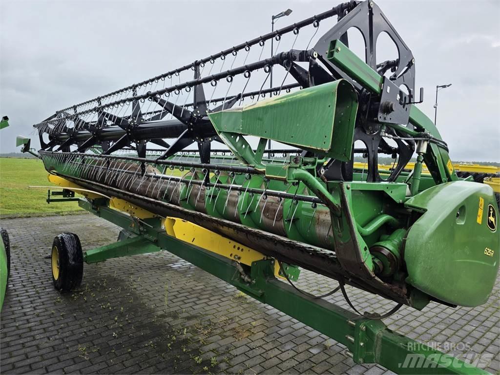 John Deere T660 聯合收穫機