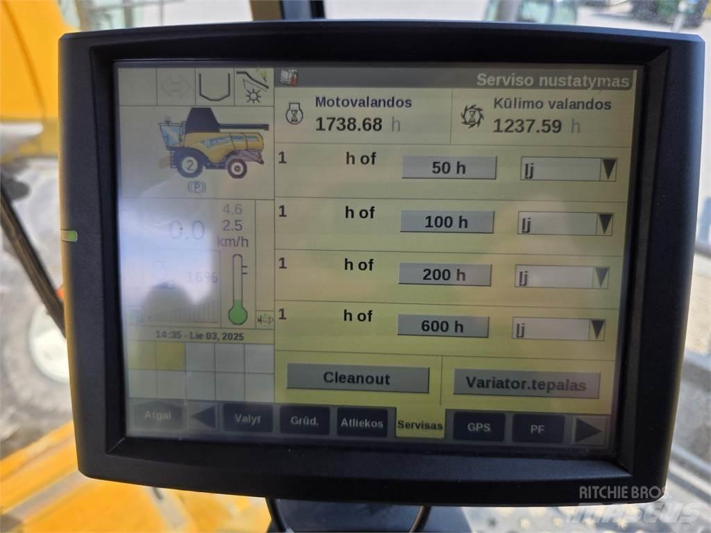 New Holland CX8.85 聯合收穫機