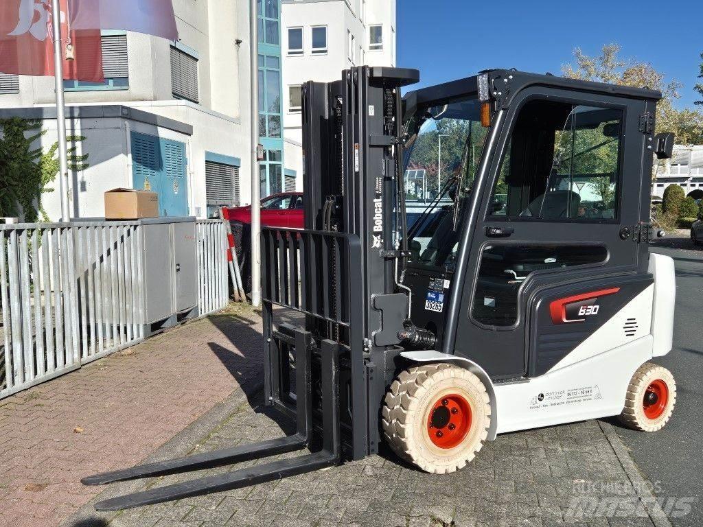 Bobcat B30NS 電動堆高機