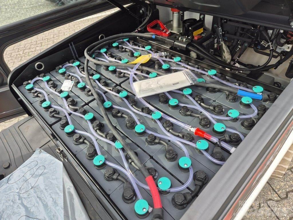 Bobcat B30NS 電動堆高機