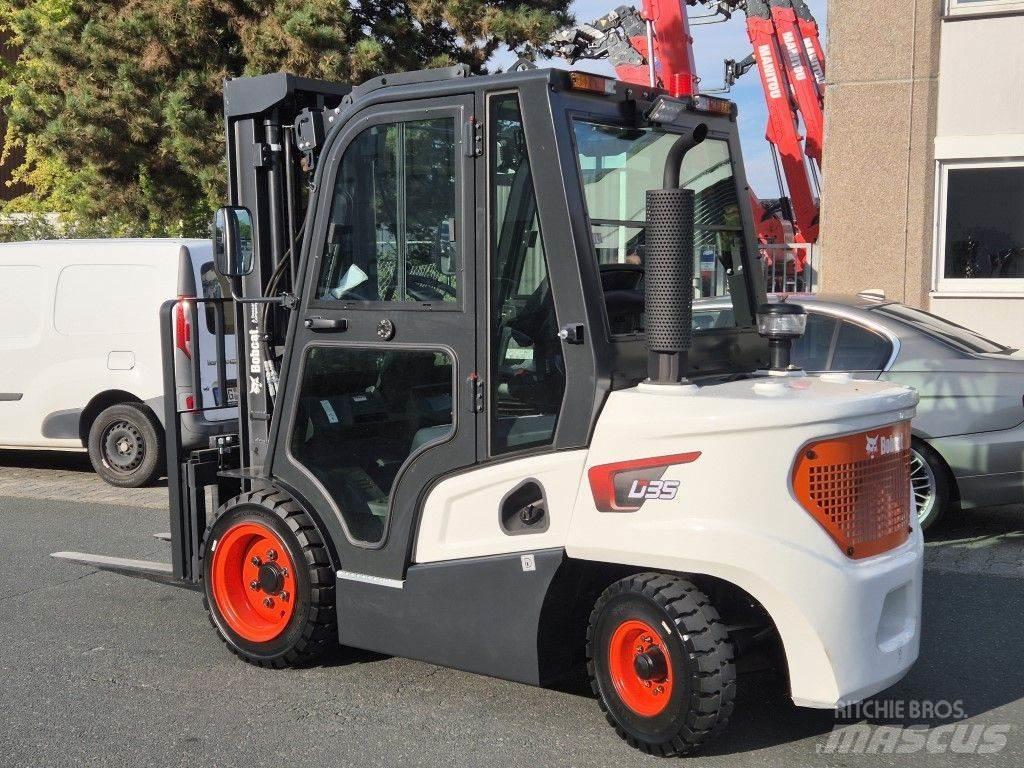 Bobcat D35NXS 柴油卡車