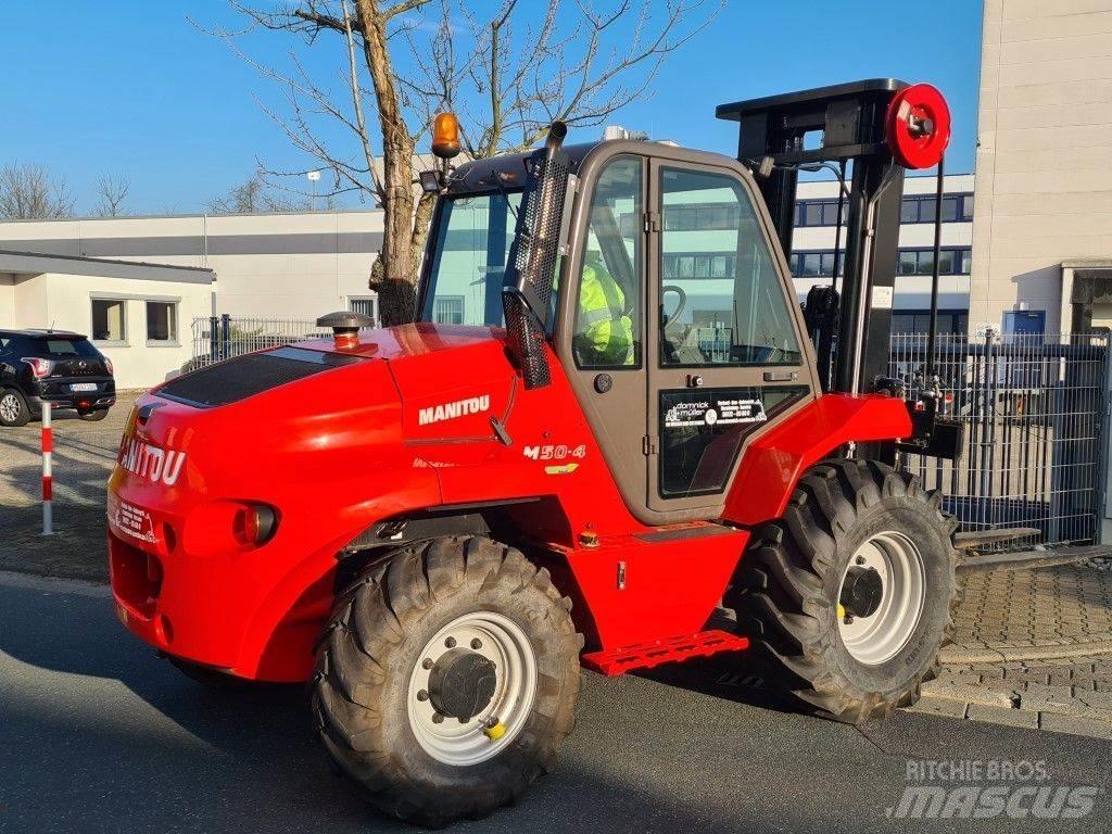 Manitou M50.4 越野車