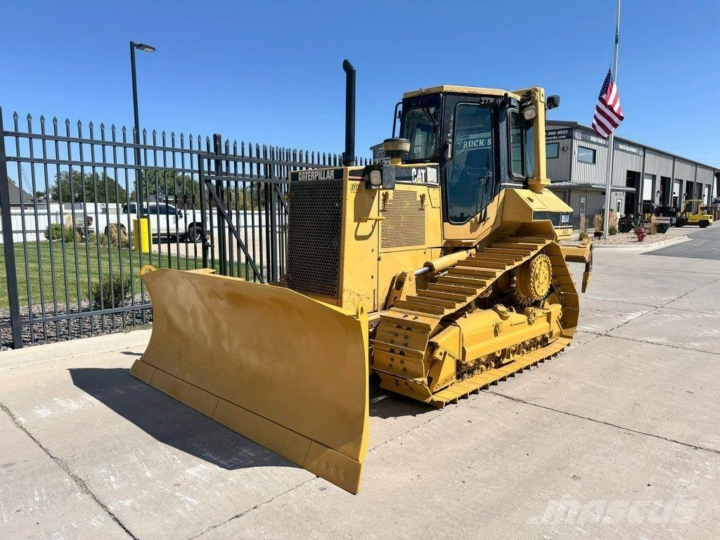 CAT D5M XL 履帶推土機