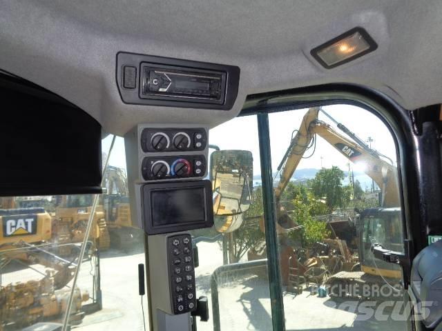CAT 980M 輪胎式裝載機