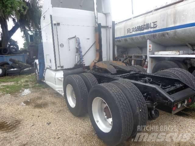Kenworth T 660 曳引機組件
