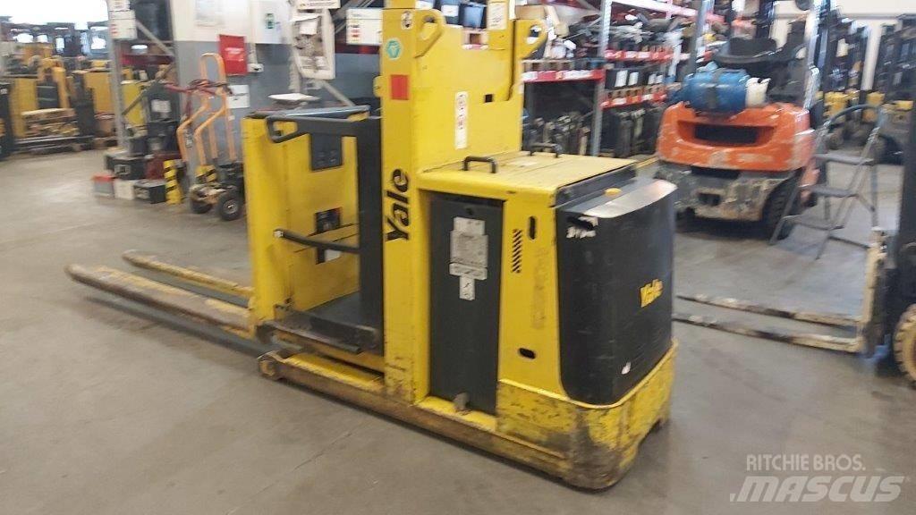Yale MO10E 低架裝載機
