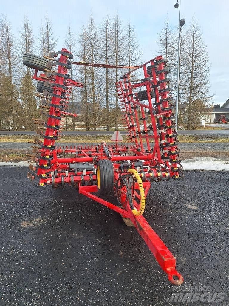 Väderstad NZE 700 耙車