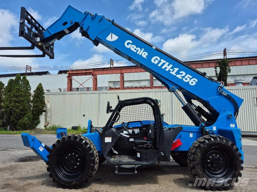 Genie GTH 1256 伸縮臂操作車