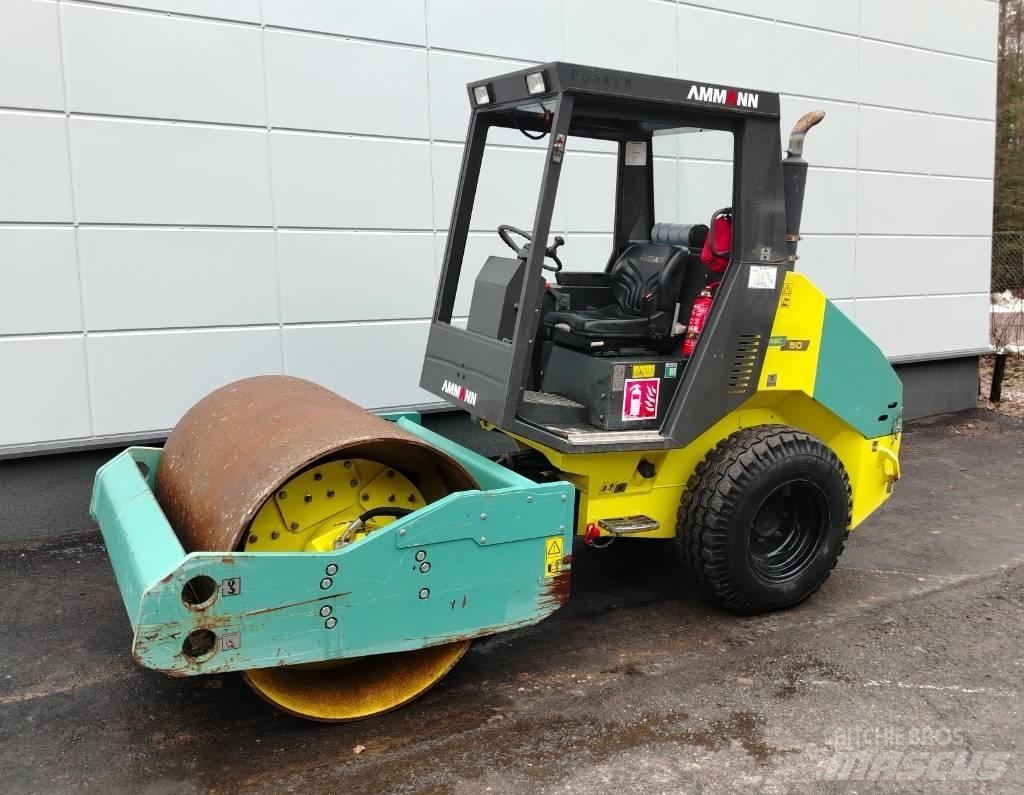 Ammann ASC 50 單輪滾壓機