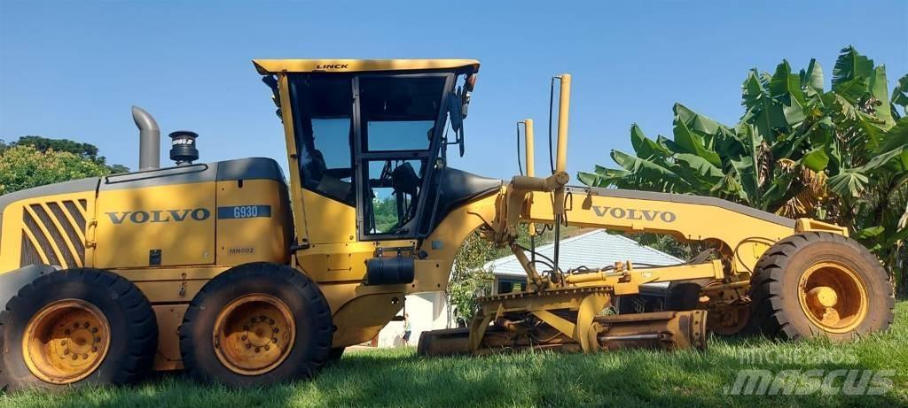 Volvo G 930 平土機