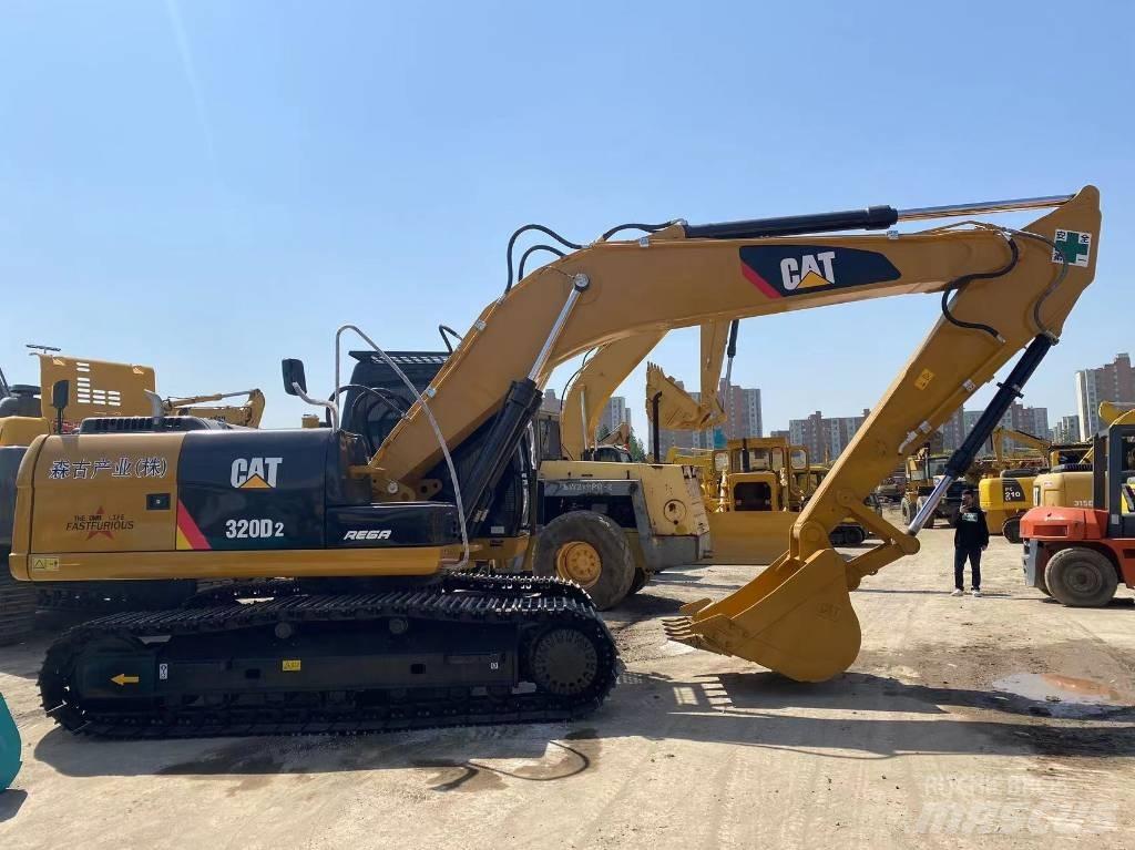 CAT 320 D 2 中型挖土機/掘鑿機/挖掘機 7t-12t