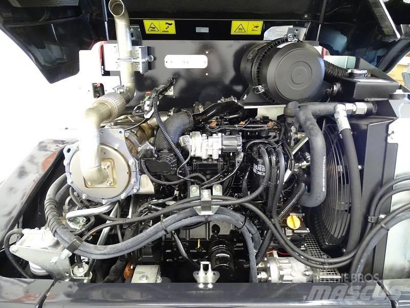 Yanmar V100-5 輪胎式裝載機