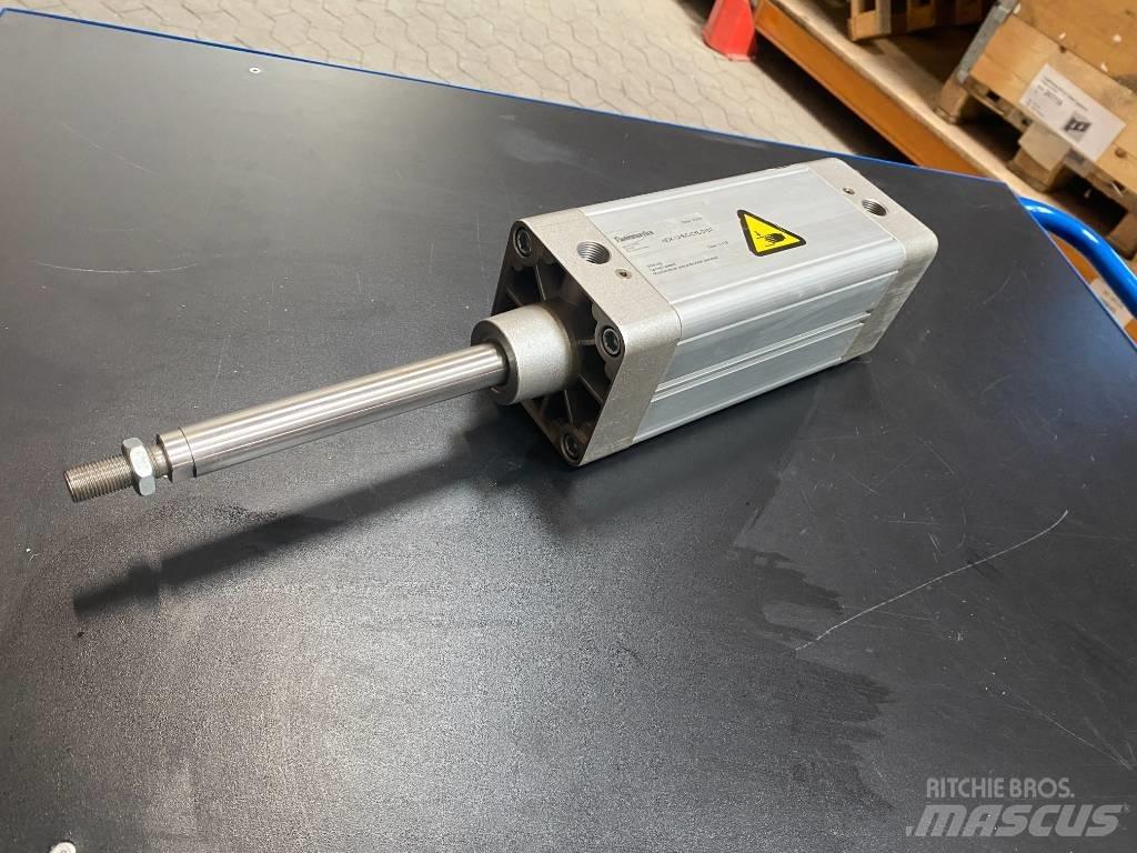  Pneumatic Cylinder 油壓