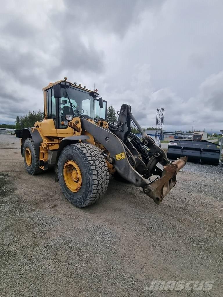 Volvo L 90 F 輪胎式裝載機