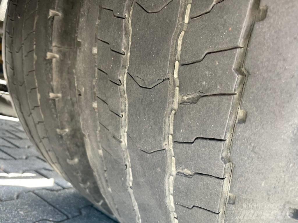 MAN TGX 18.440 曳引機組件