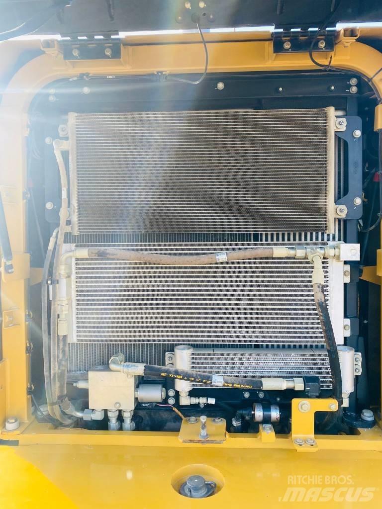 CAT 950 GC 輪胎式裝載機