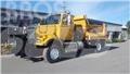Western Star 4900 FA 刮雪板和犁