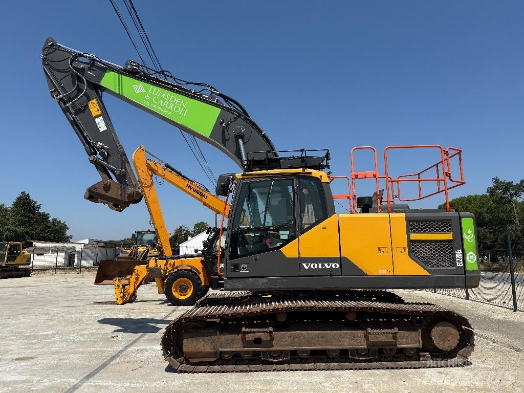 Volvo EC 220 E 履帶式 挖土機/掘鑿機/挖掘機