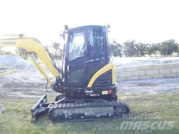 Hyundai R35Z-7 小型挖土機/掘鑿機<7t(小型挖掘機)
