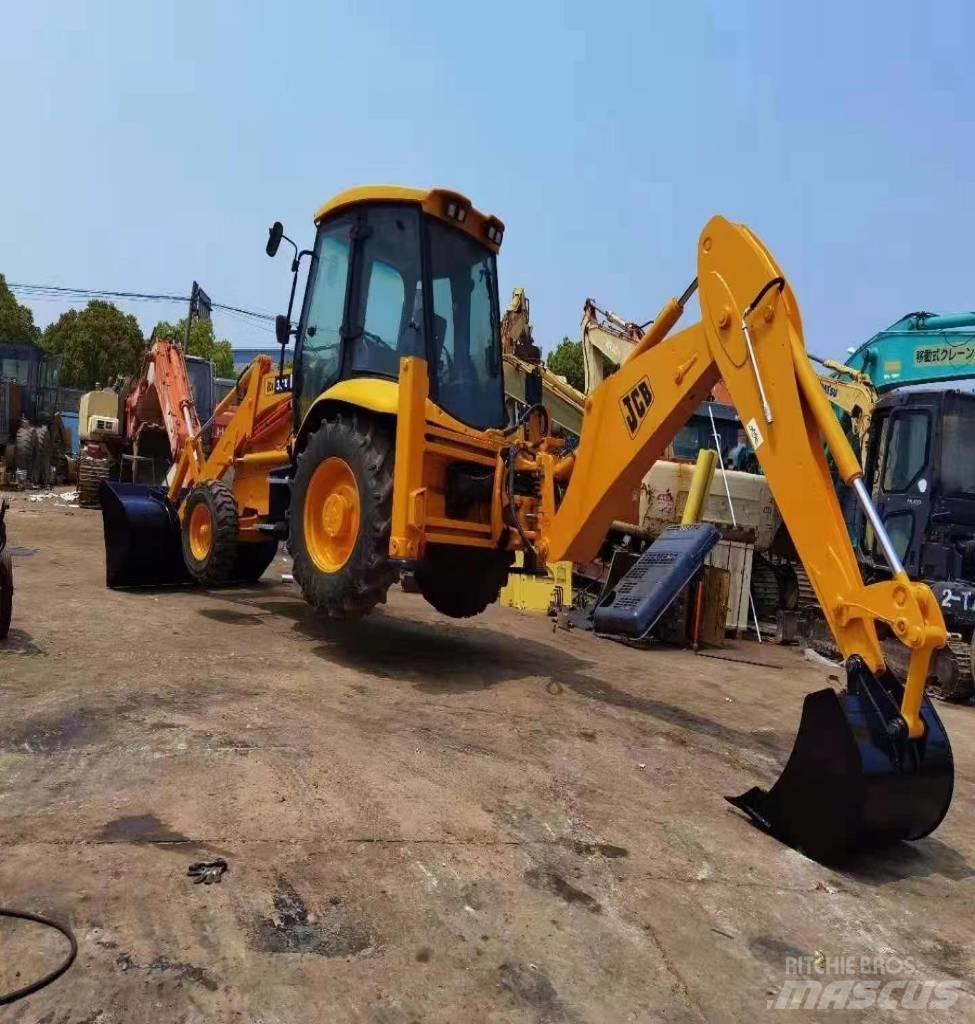 JCB 3 CX 反鏟裝載機