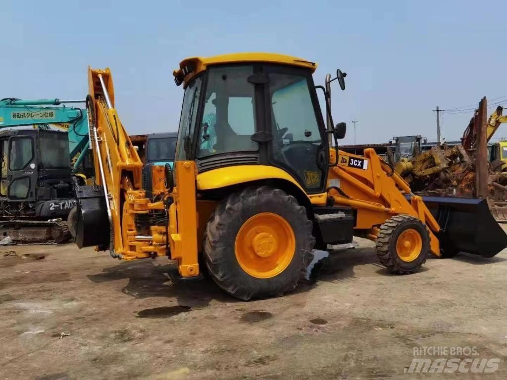 JCB 3 CX 反鏟裝載機
