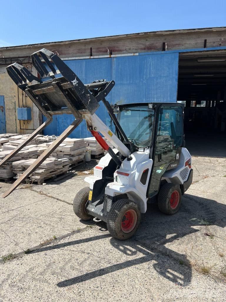 Bobcat L 23 小型裝載機