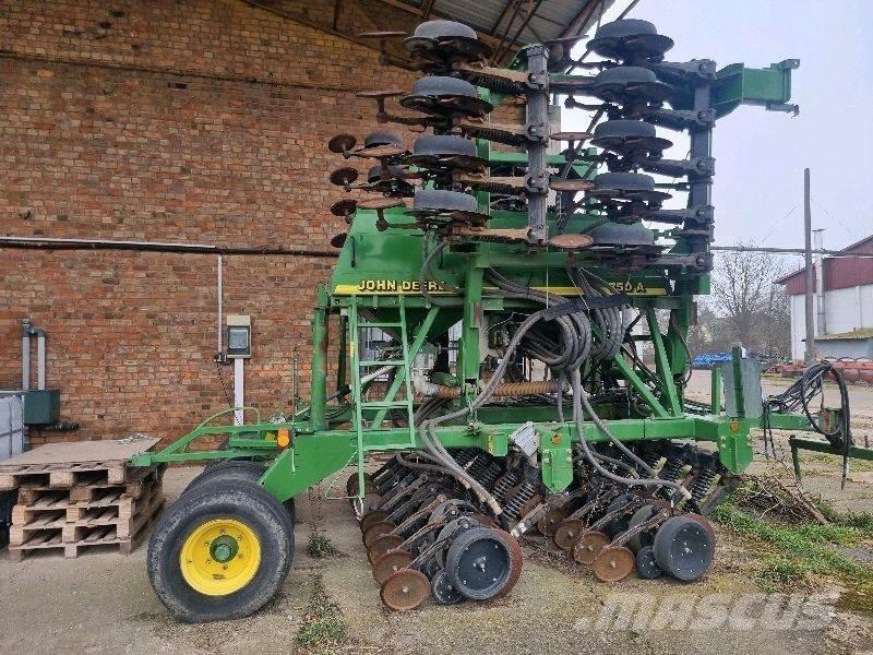 John Deere 750 A 鑽頭
