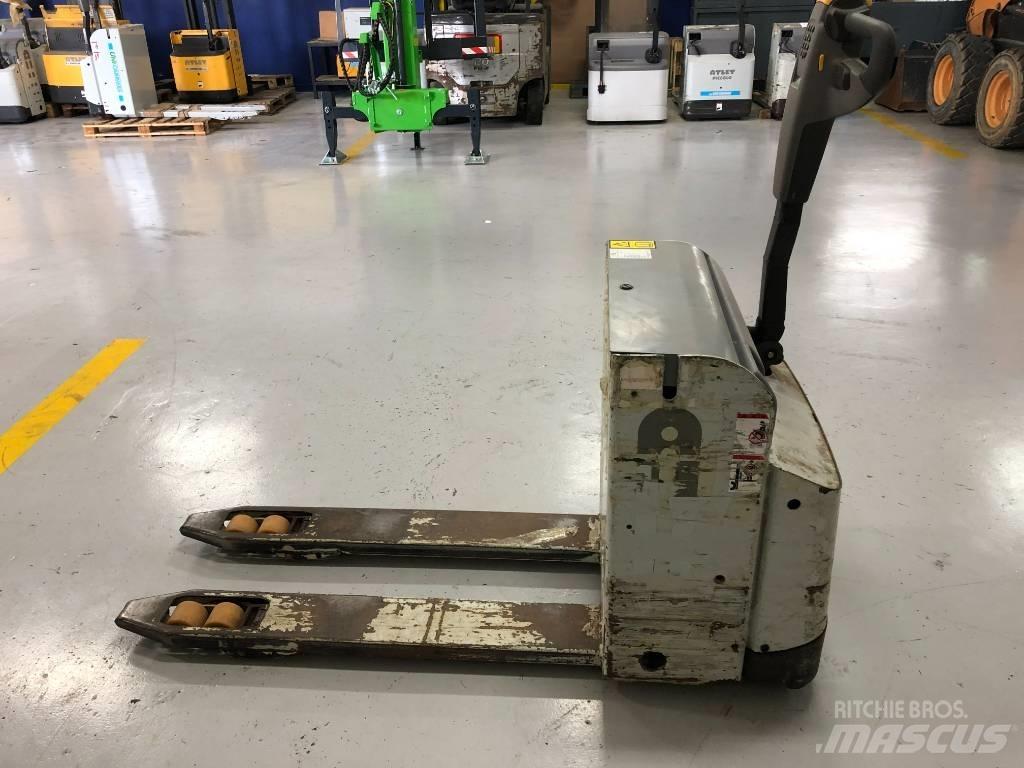 Atlet PLL200 手動堆積機
