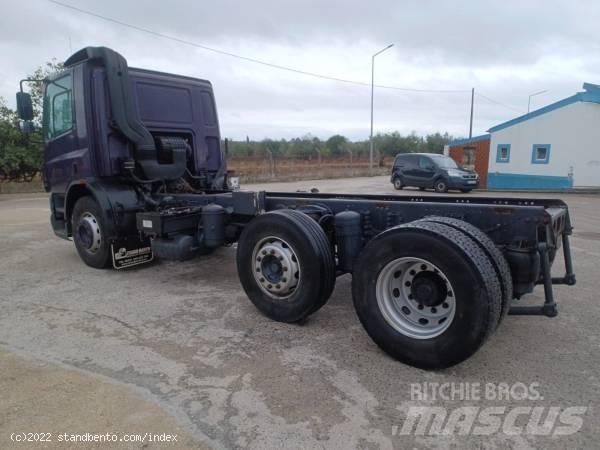 DAF CF 75.250 平板式/側卸式卡車