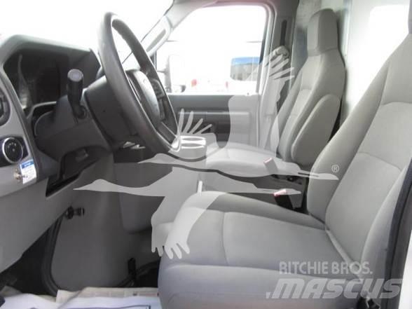 Ford E450 其他