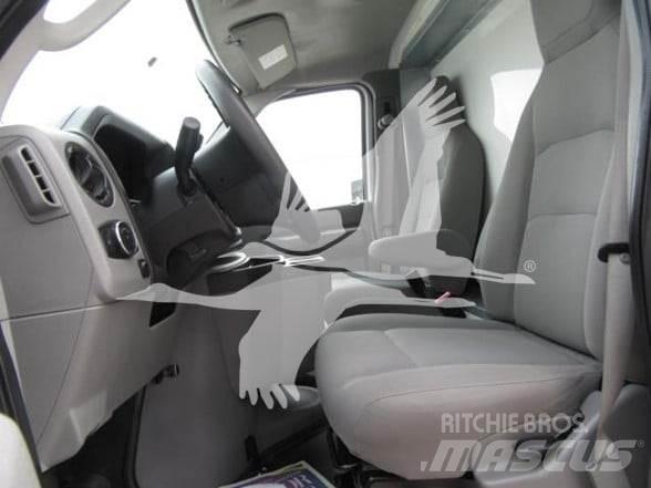 Ford E450 其他