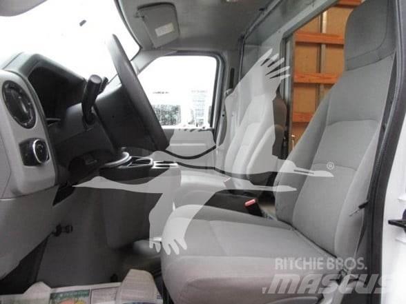 Ford E450 其他