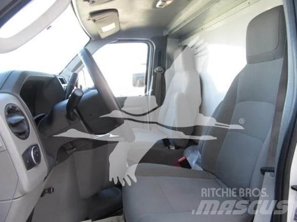 Ford E450 其他