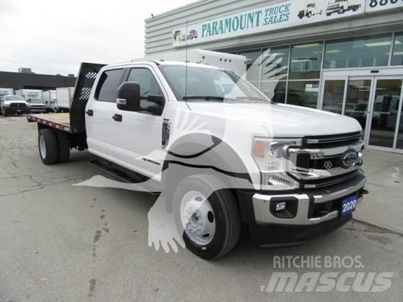 Ford F550 平板式/側卸式卡車