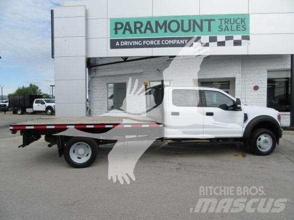 Ford F550 平板式/側卸式卡車