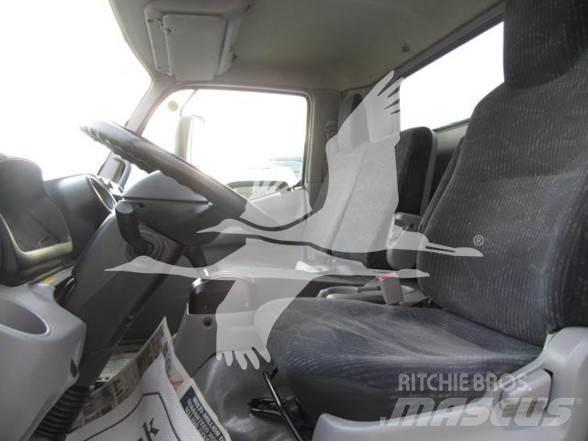 Hino 195 其他