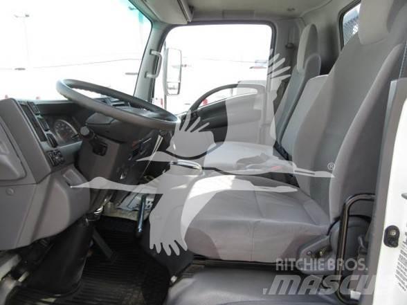 Isuzu NRR 平板式/側卸式卡車