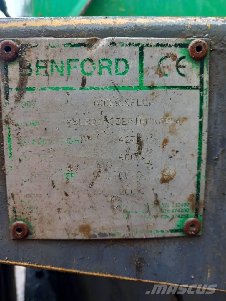 Terex TA 6s 側卸礦車