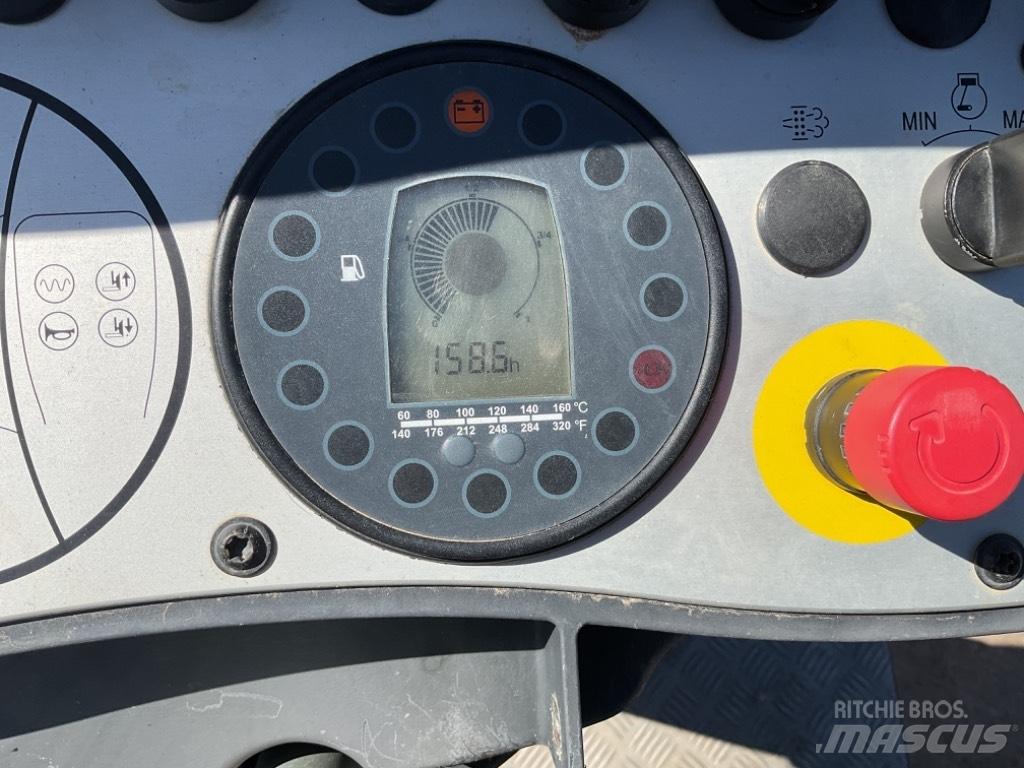 Bomag BW 120 AD-5 雙輪滾壓機