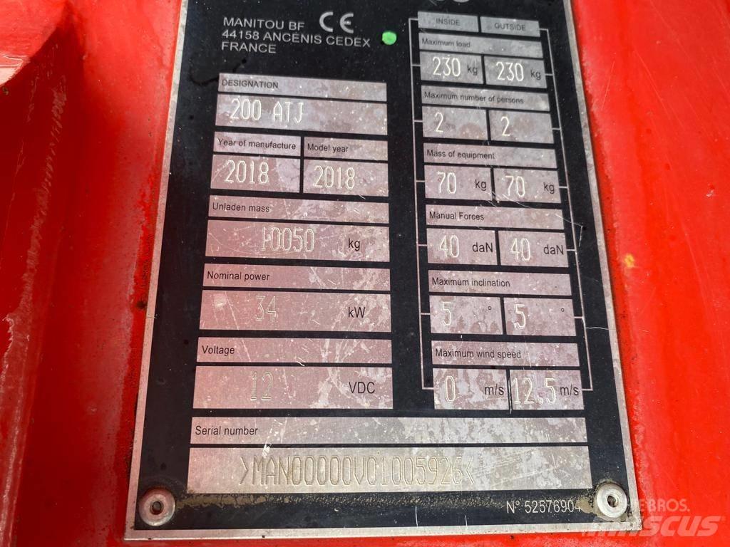 Manitou 200 ATJ 曲臂高空作業車