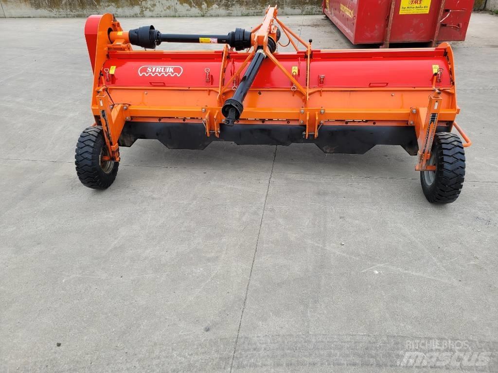Struik L4LKFA75 去莖葉機