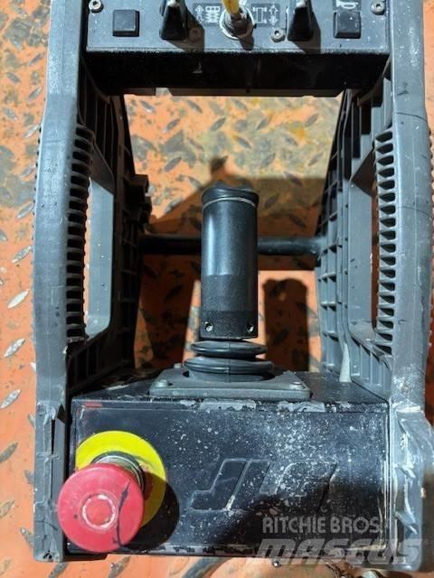 JLG ES3246 剪式升降機