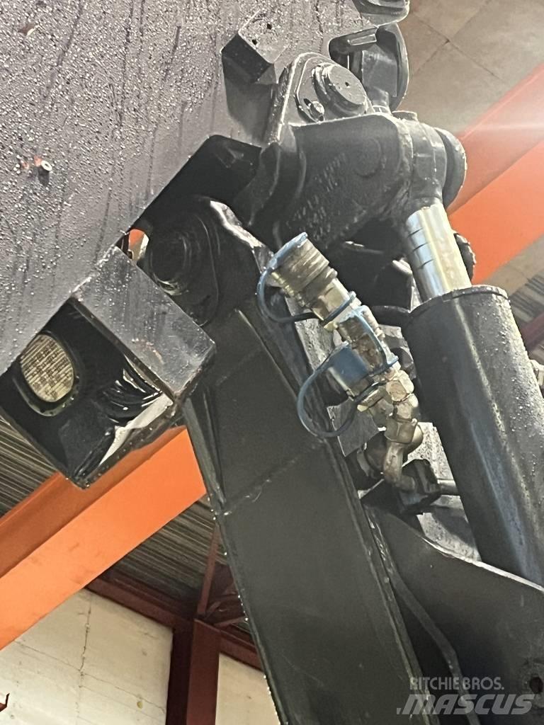Huddig 1260C Cabel 反鏟裝載機