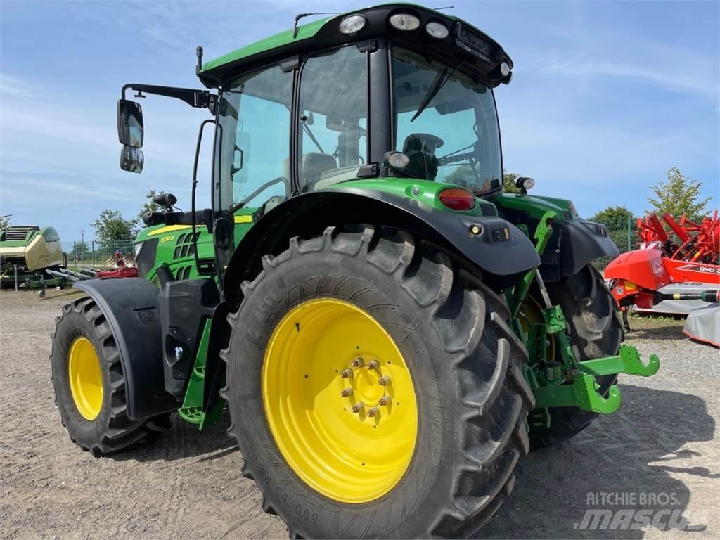 John Deere 6130R 曳引機