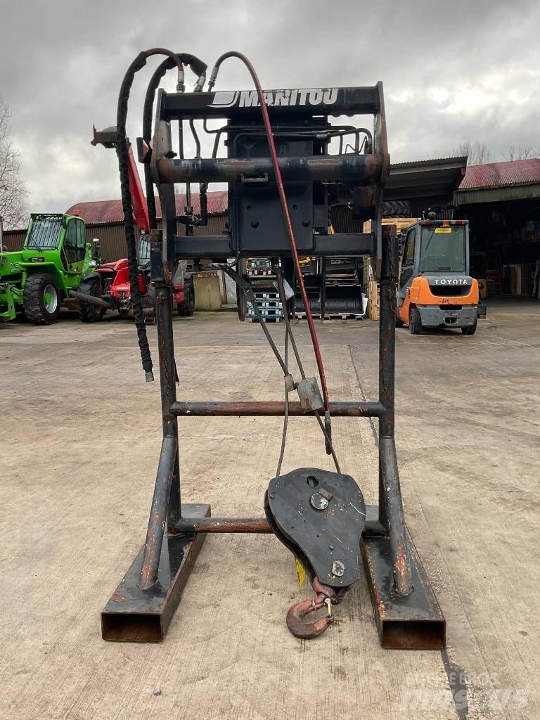 Manitou Drop Winch 伸縮臂操作車