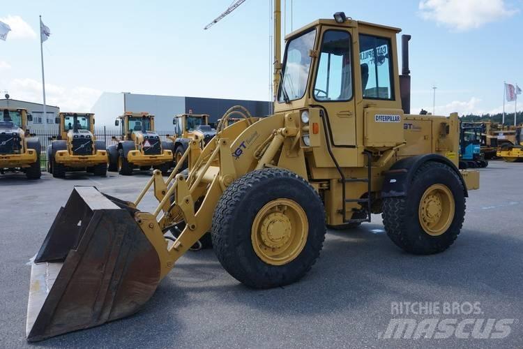 CAT 920 輪胎式裝載機
