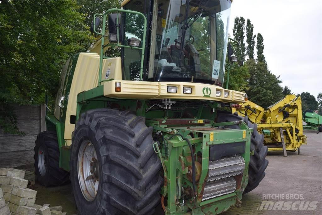 Krone BIG X V12 自走式飼料採集機