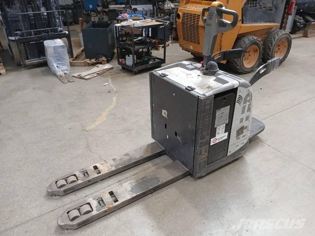 UniCarriers PLP 200 平台型低架升降機
